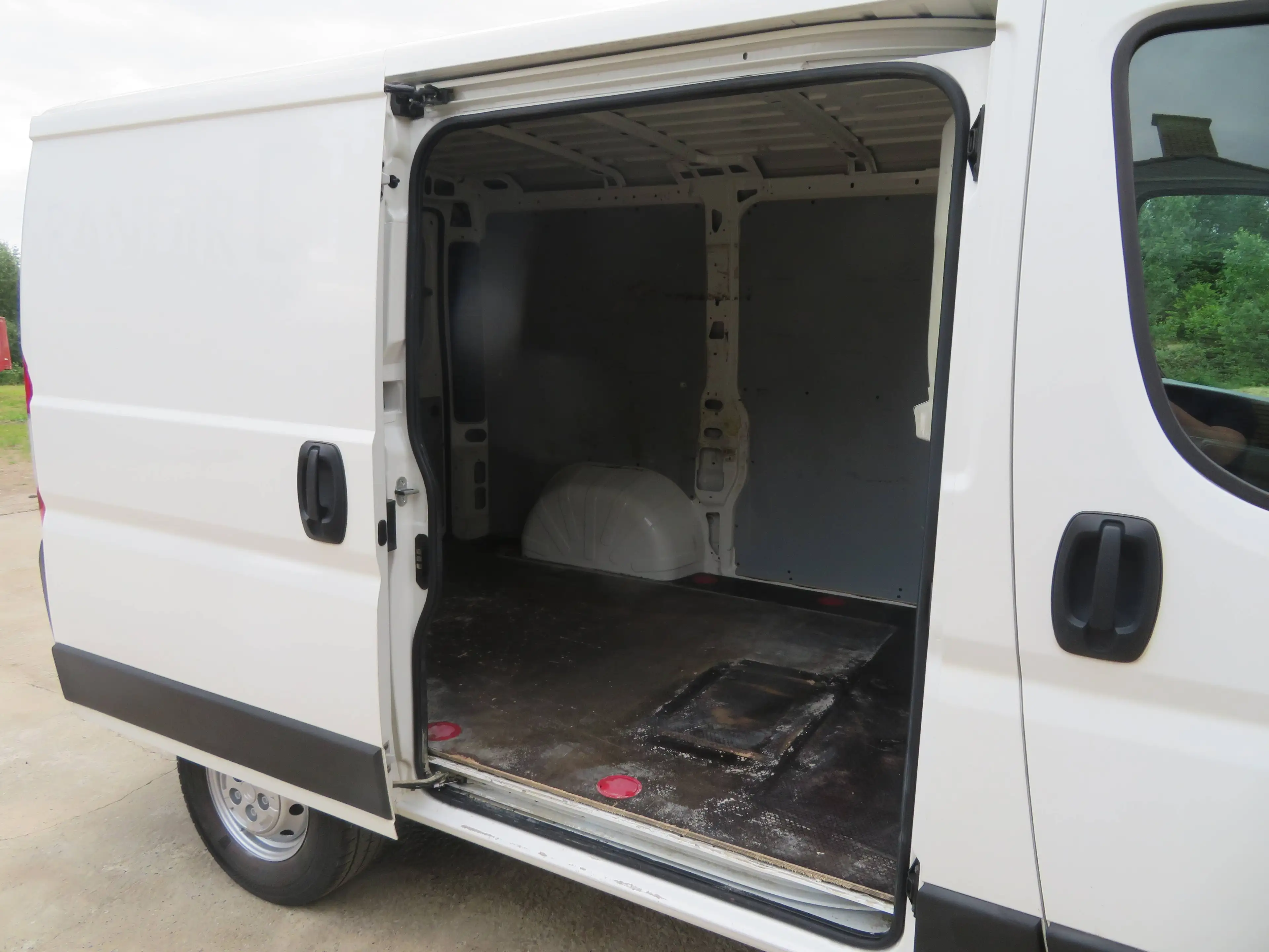 Citroen Jumper 2.2 BlueHDi - L1H1 — photo 9