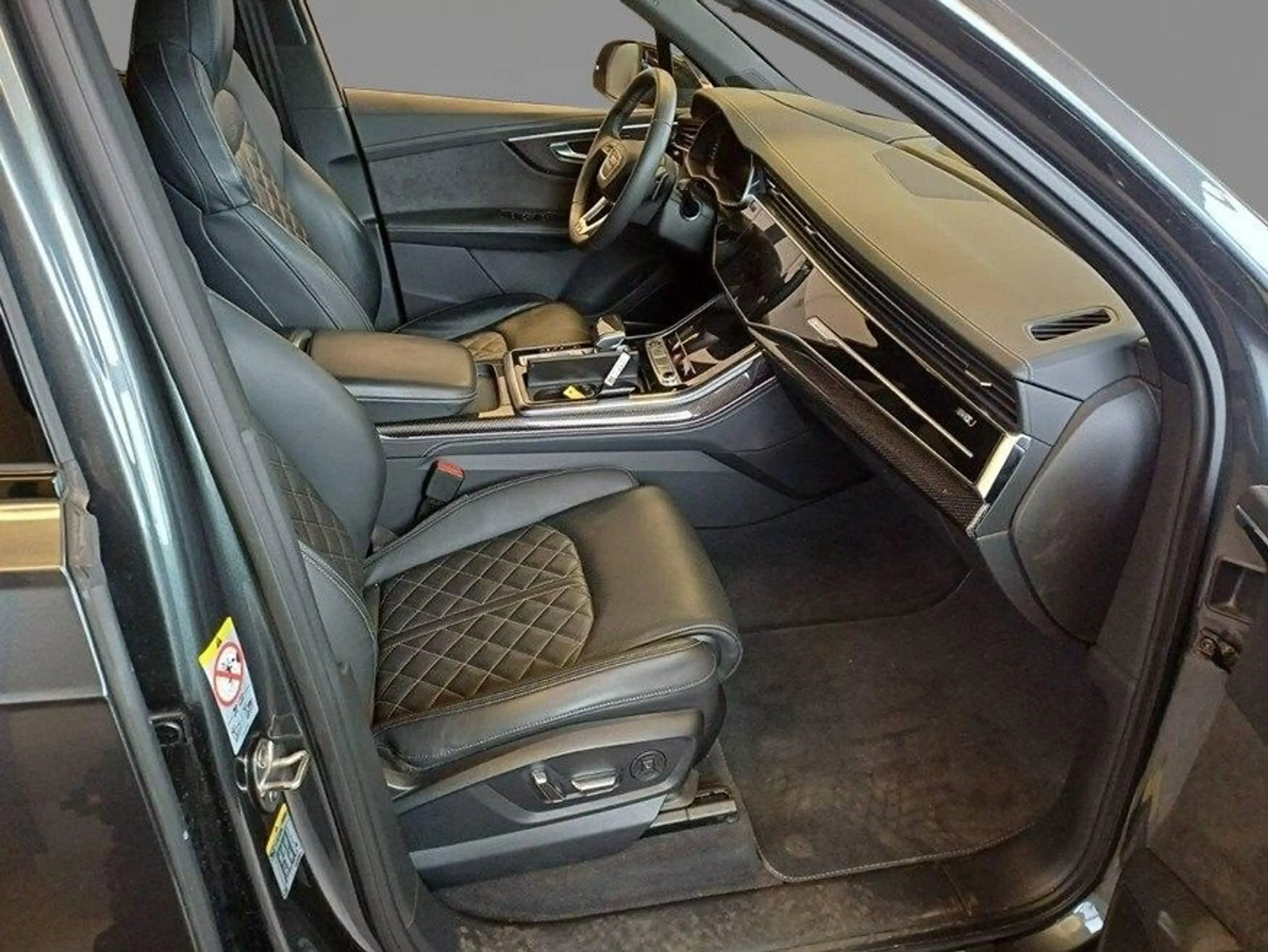 Audi Q7 50 TDI TIP-TRO*QUA*COMPETITION*AHK*STHZG*PANO — photo 4