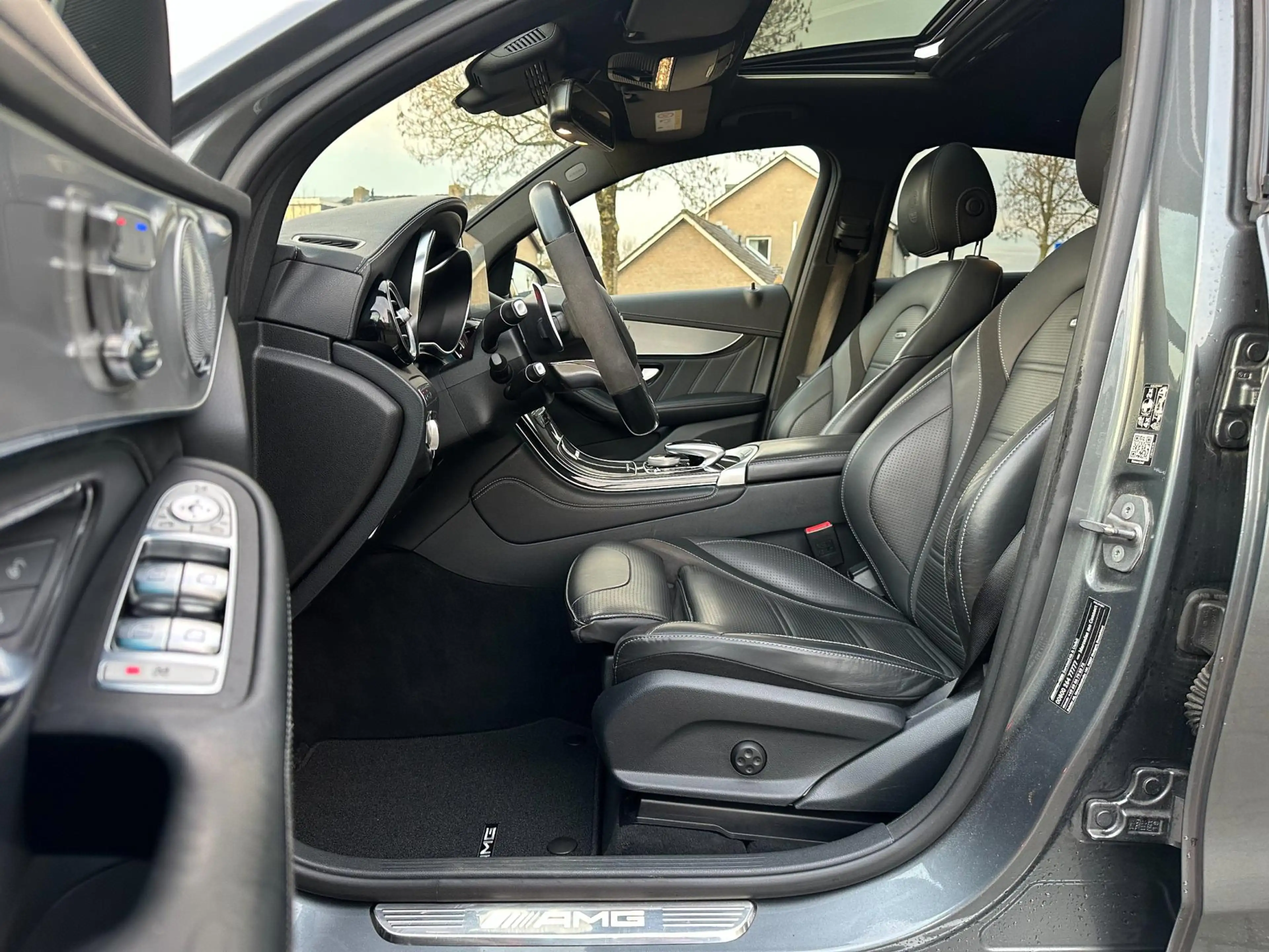 Mercedes-Benz GLC 63 AMG Coupé S 4MATIC+ Performance — photo 13