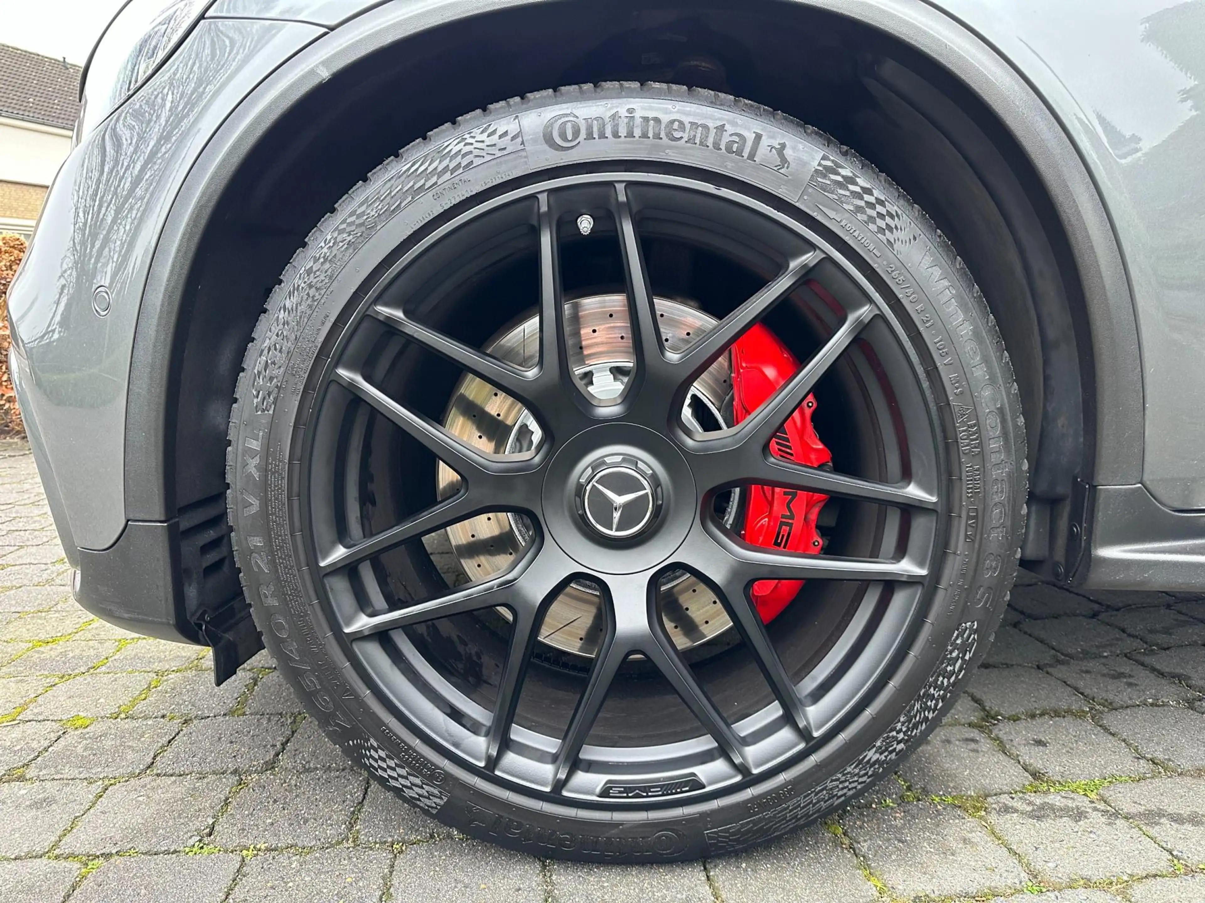 Mercedes-Benz GLC 63 AMG Coupé S 4MATIC+ Performance — photo 9