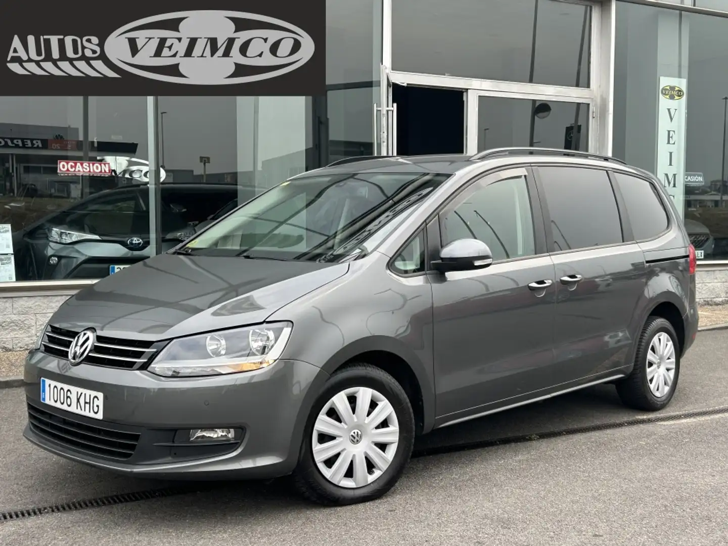 Volkswagen Sharan 2.0TDI Travel BMT 115 Gris - 1