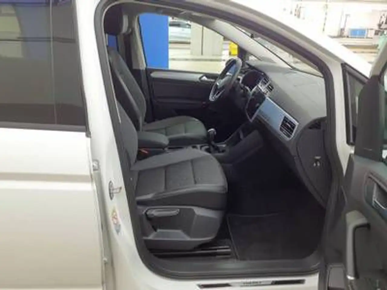 Volkswagen Touran AHK IQ Light Allwetterreifen Comfortline BMT/St..., миниатюра 4