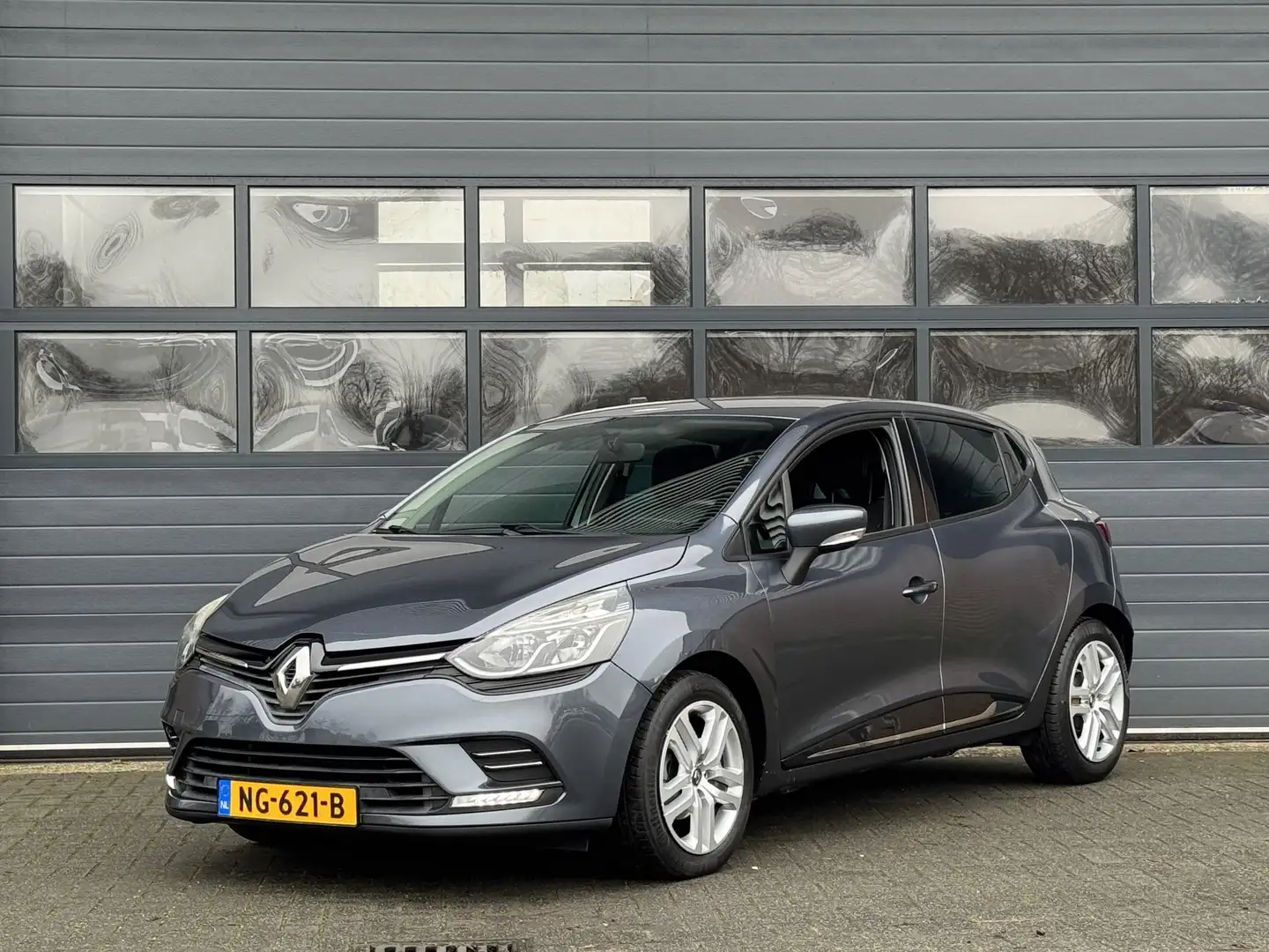 Renault Clio 0.9 TCE ZEN I AIRCONDITIONING I 5-DEURS I NAVIGATI Gri - 1