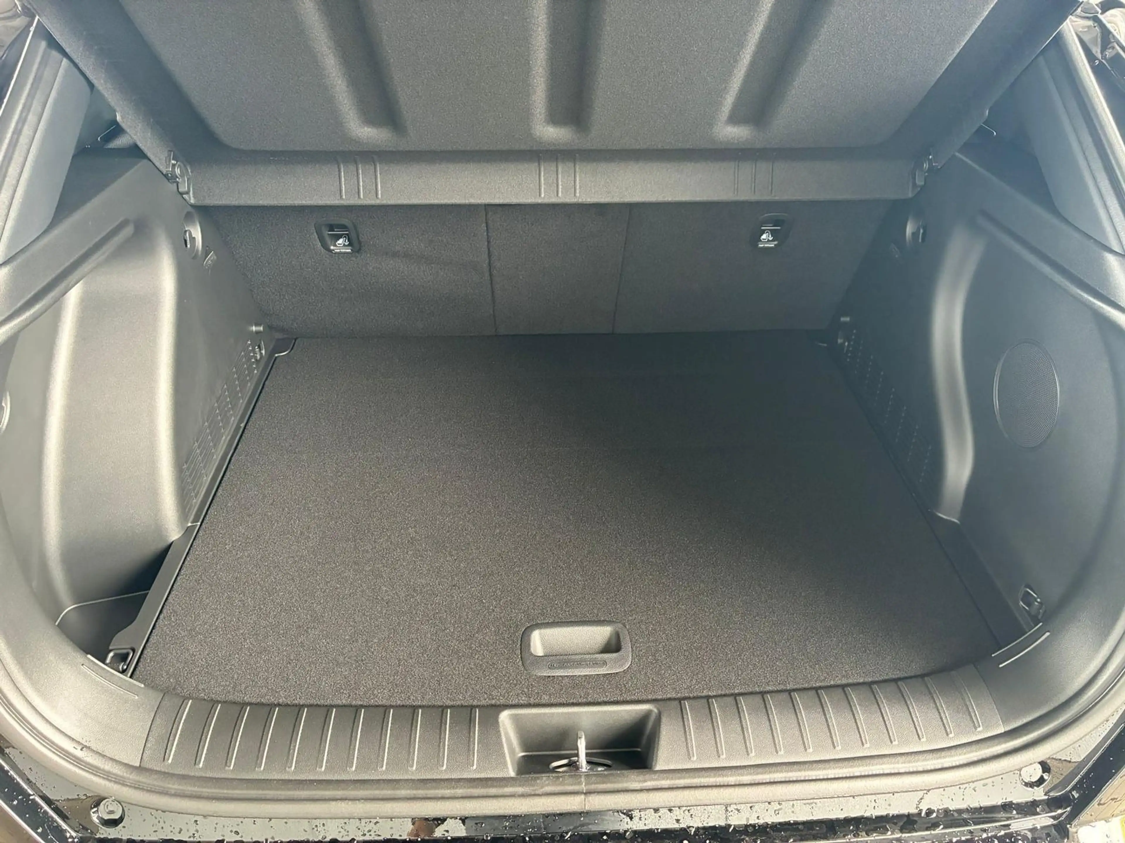 Hyundai KONA Elektro N-Line 64,8 kWh / Bose ACC PDC V&H + Ka... — photo 8