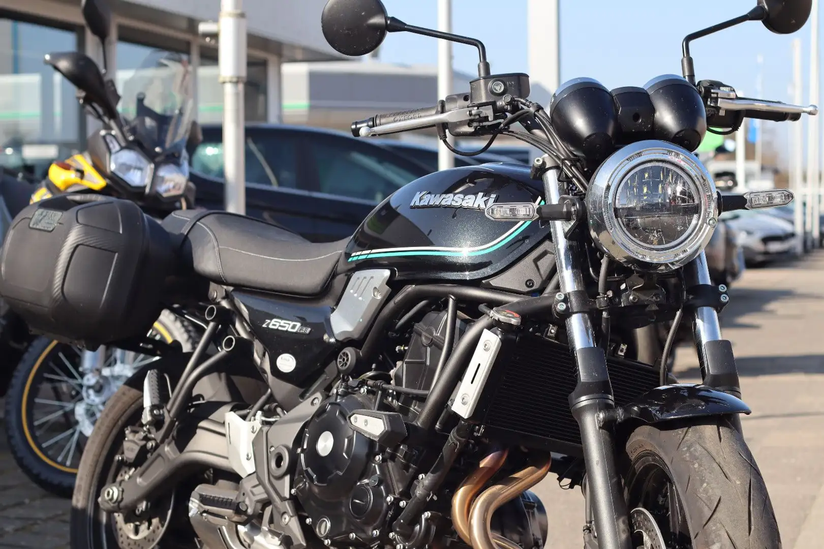 Kawasaki Z 650 RS Koffer Schwarz - 2