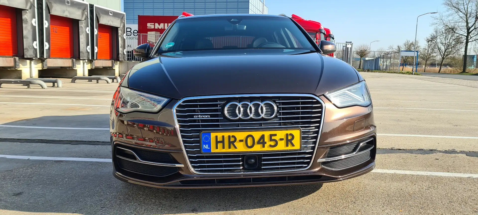 Audi A3 1.4 tsi E-tron 2x S-Line, Bruin - 2
