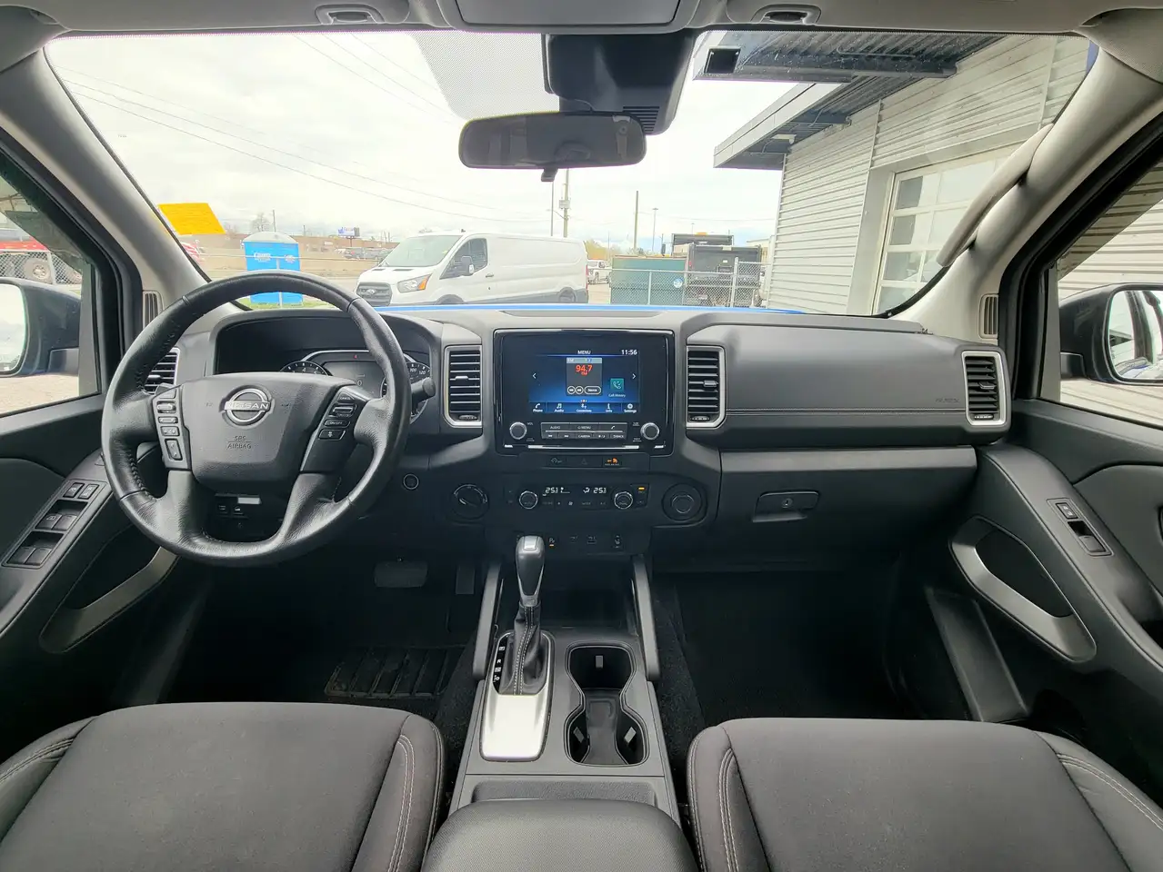 Nissan Frontier снимка Nissan Frontier
