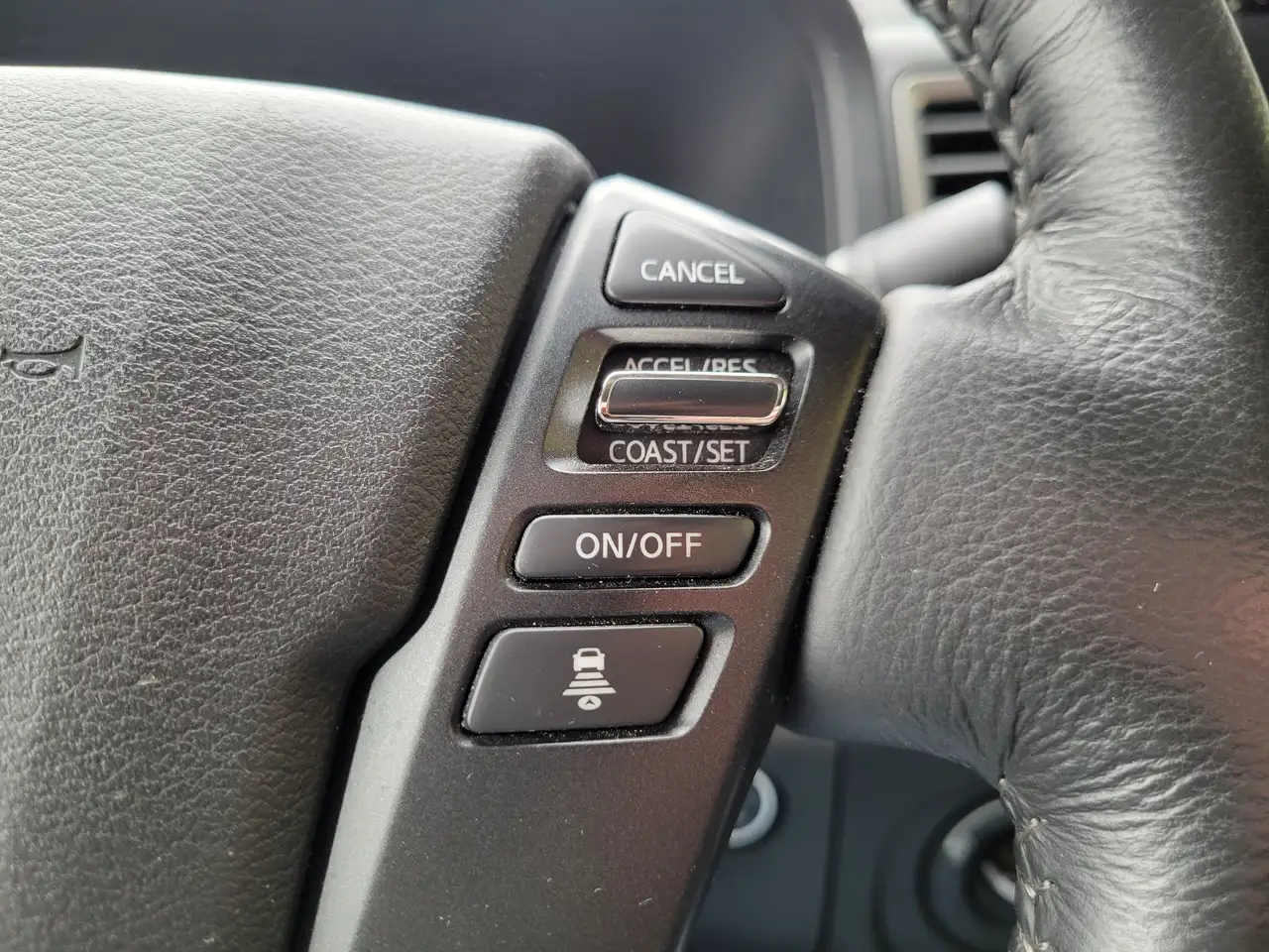Nissan Frontier снимка Nissan Frontier
