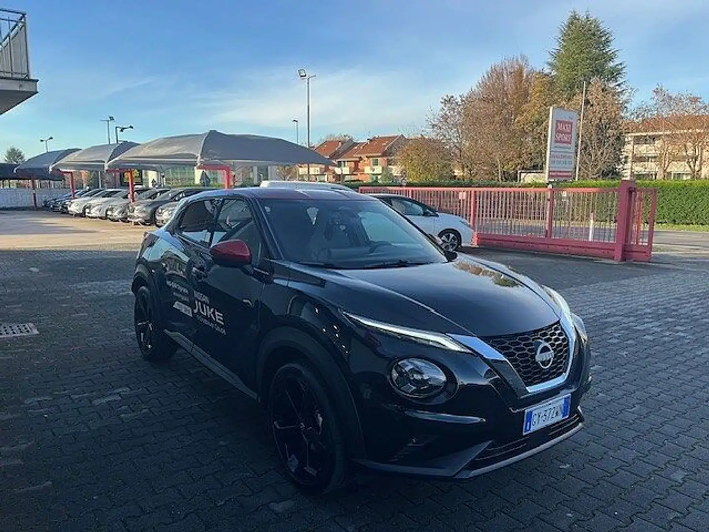 Nissan Juke 2ª serie 1.0 DIG-T 114 CV Tekna Nero - 2