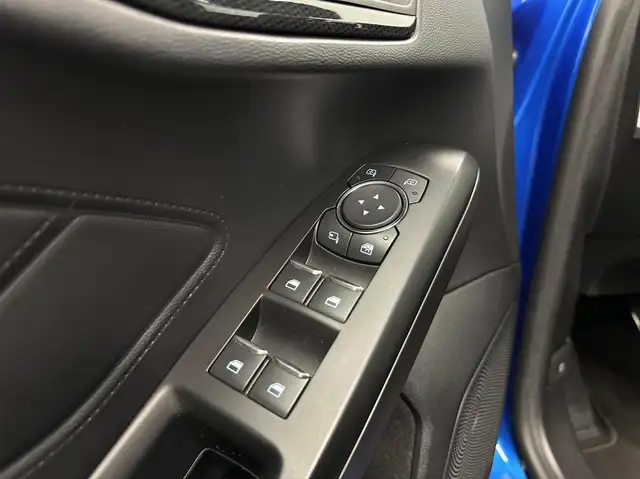 Ford Focus view 19