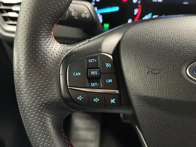 Ford Focus view 30