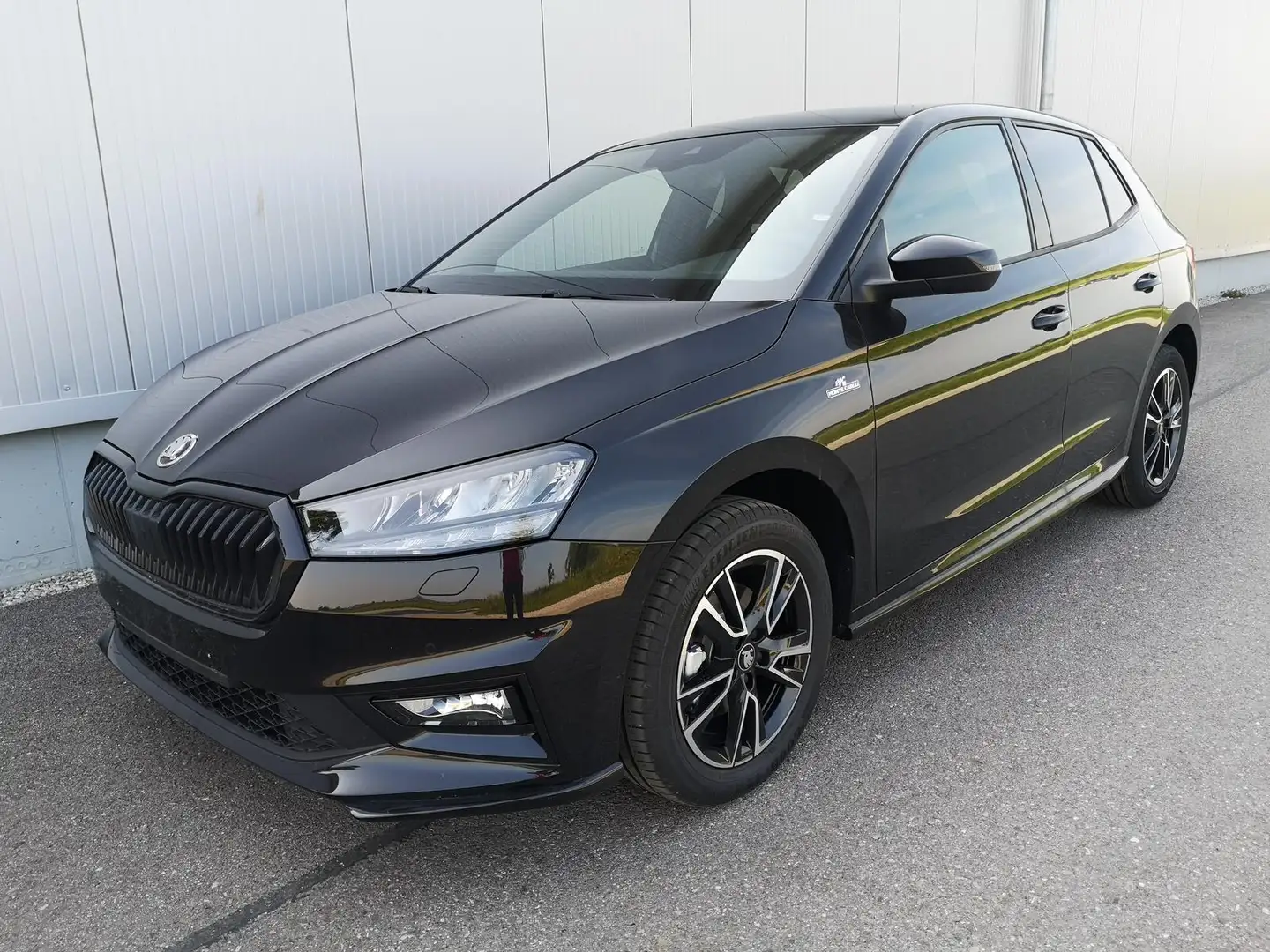 Skoda Fabia 1.0 TSI Monte Carlo ACC Kamera Sitzh GV5 Schwarz - 1