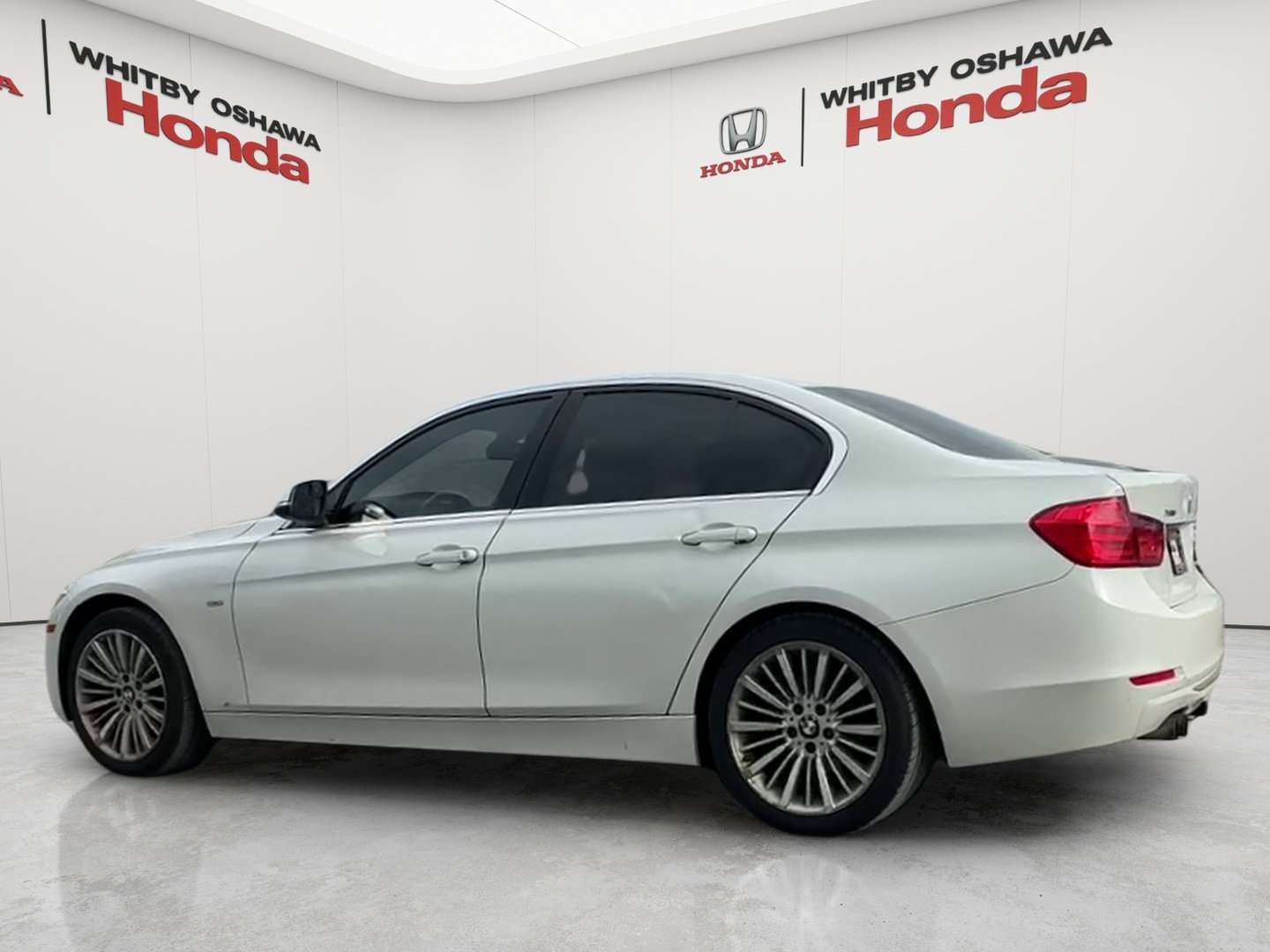 2013 BMW 3 Series Sedan