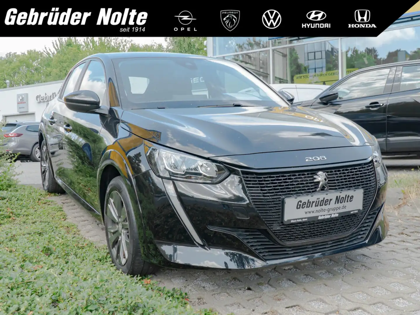 Peugeot e-208 Active Pack 136 KLIMA PDC SHZ NAVI LED Schwarz - 1