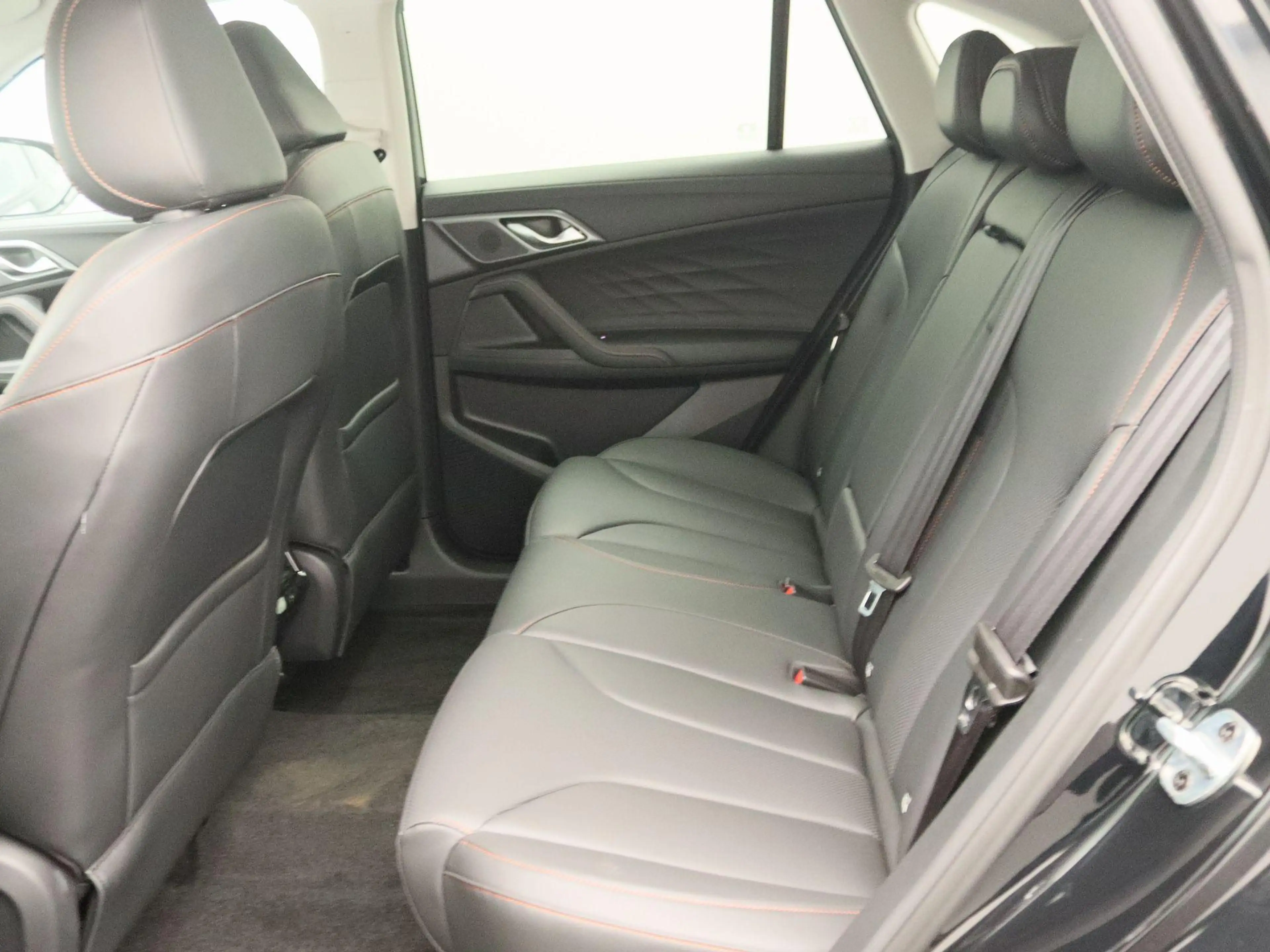 MG HS PHEV 1.5 Aut. Luxury | 100km Electrisch | Navi | C — photo 10
