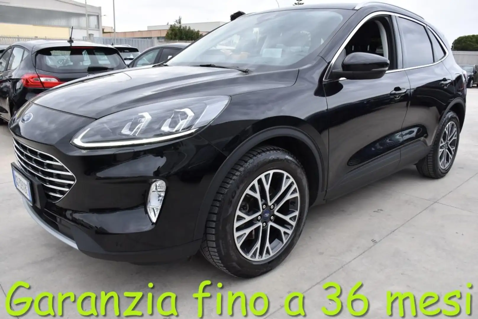 Ford Kuga 1.5 EcoBlue 120 CV aut. 2WD Titanium Noir - 1
