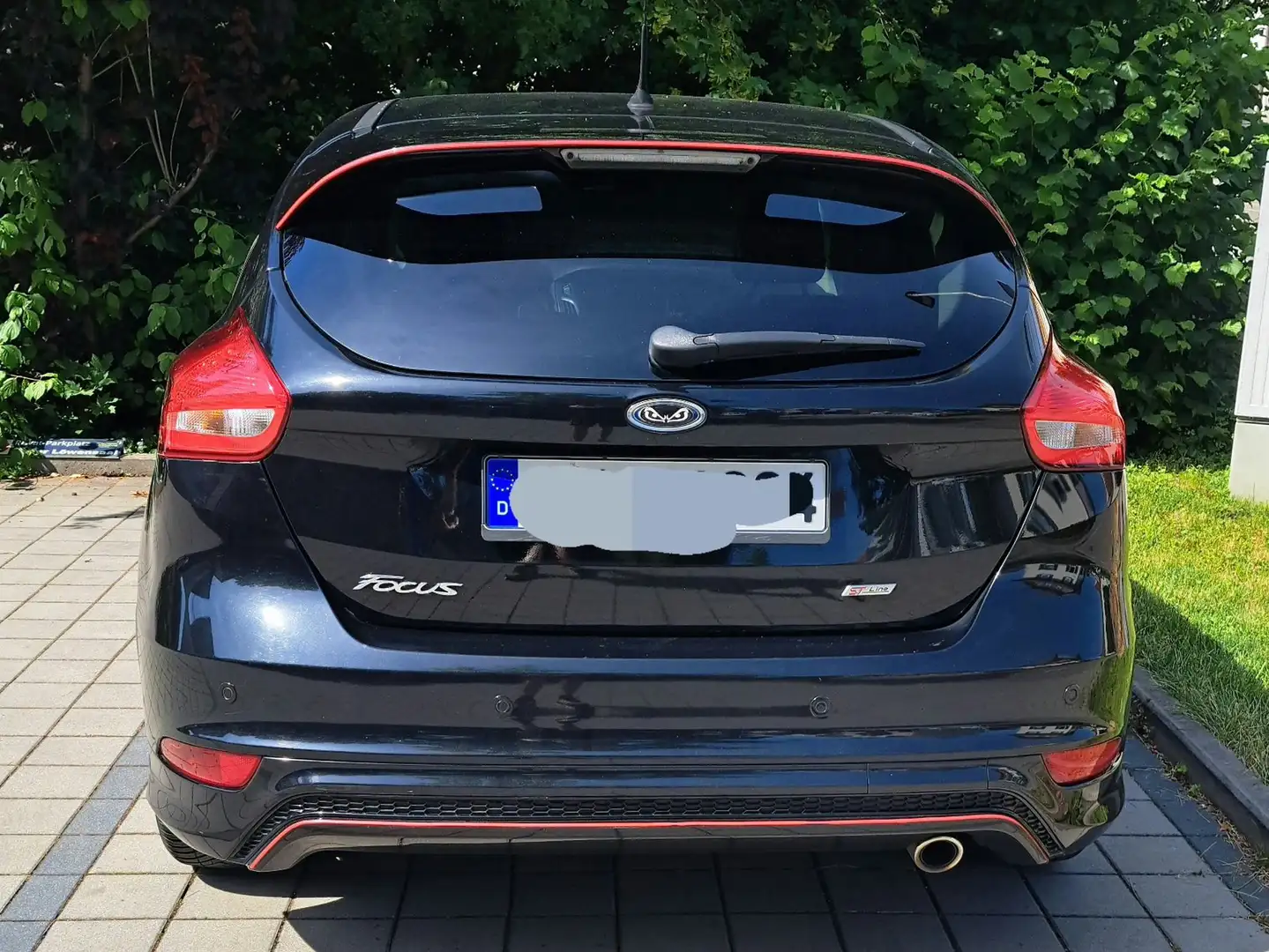 Ford Focus Focus 2.0 TDCi DYB Start-Stopp-System Sport Schwarz - 2