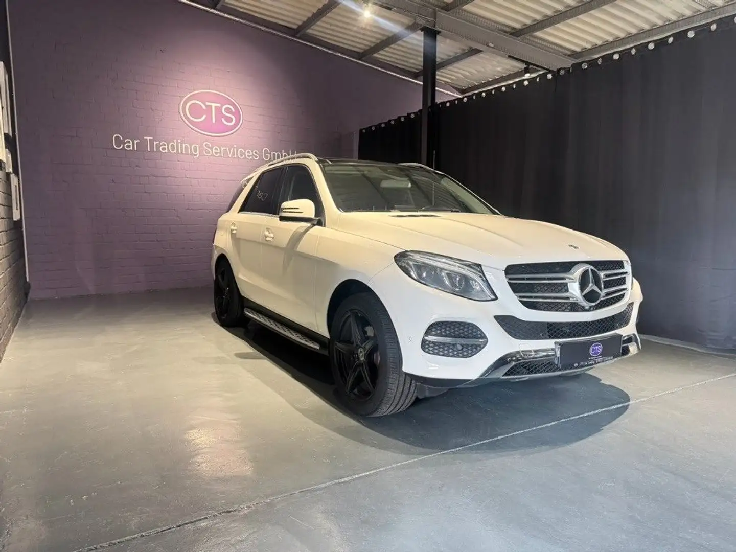 Mercedes-Benz GLE 350 GLE 4Matic / Pano / Leder / AHK Blanc - 2