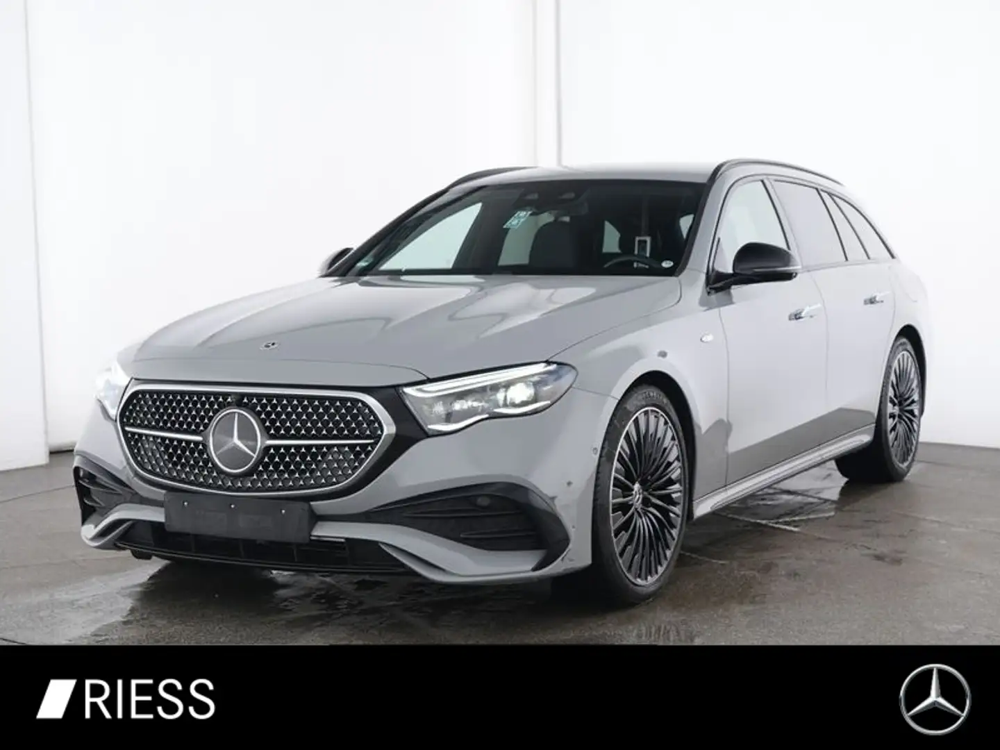 Mercedes-Benz E 300 de 4M T Edition AMG Night Distr AHK W-Paket Grau - 1