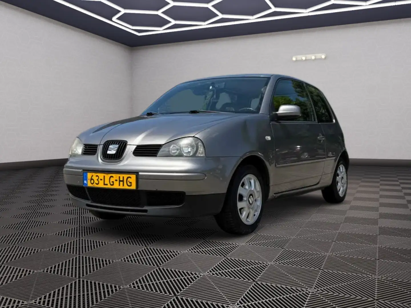 SEAT Arosa 1.4i Stella Grijs - 1
