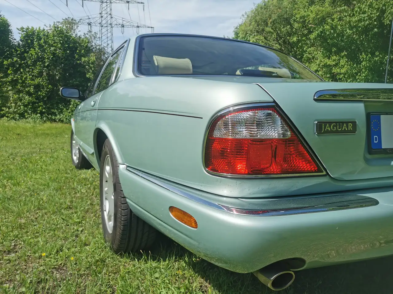 Jaguar XJ8 Sovereign, foto 3