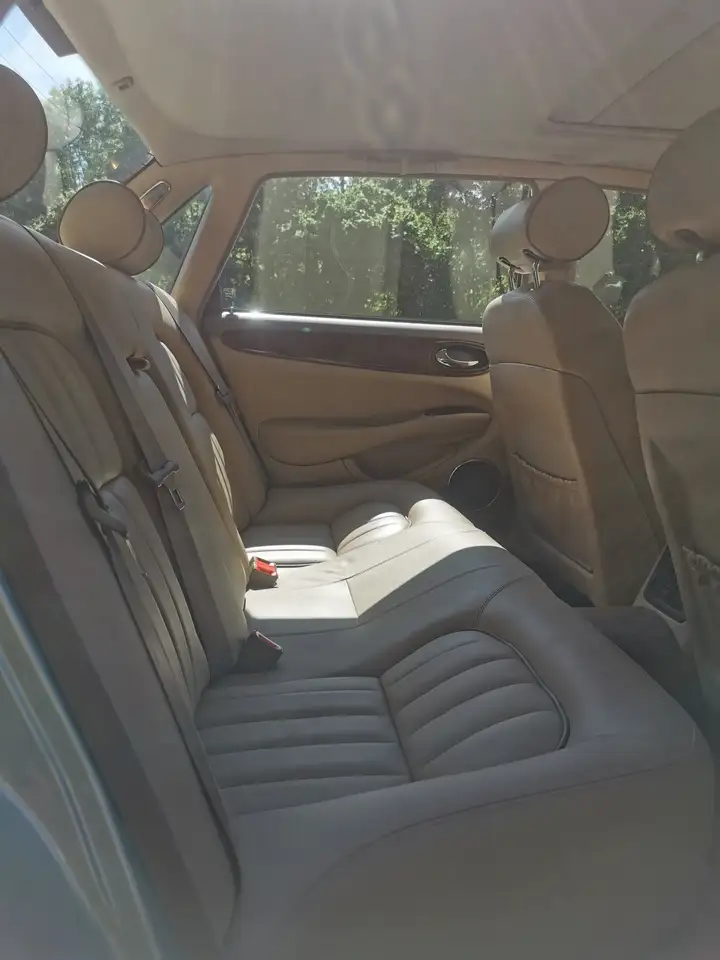Jaguar XJ8 Sovereign, foto 9