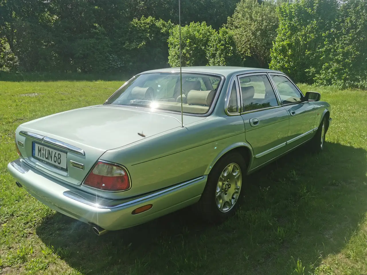 Jaguar XJ8 Sovereign, foto 6