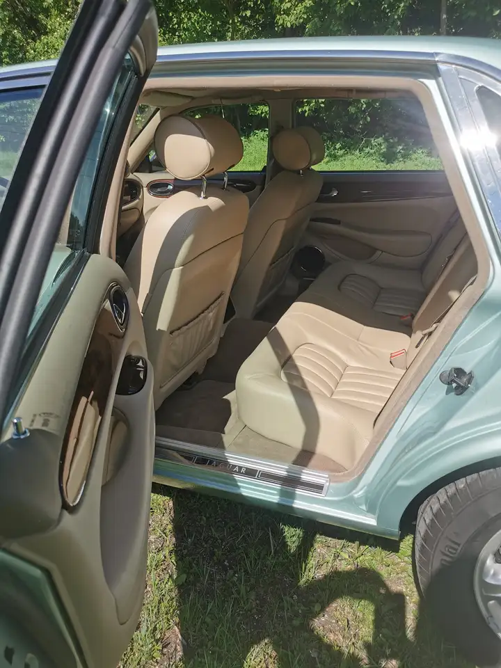 Jaguar XJ8 Sovereign, foto 12