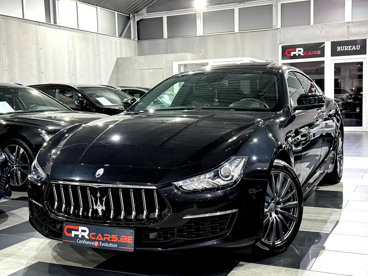 Maserati Ghibli GT 2.0T L4 mHEV GranLusso 1e Main Etat Neuf Schwarz - 1