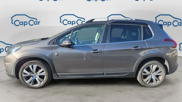 Peugeot 2008 view 2