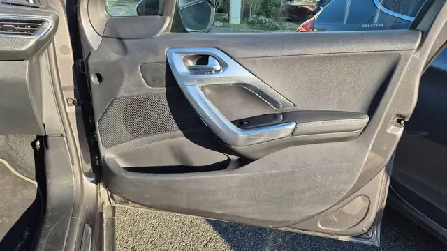 Peugeot 2008 view 22