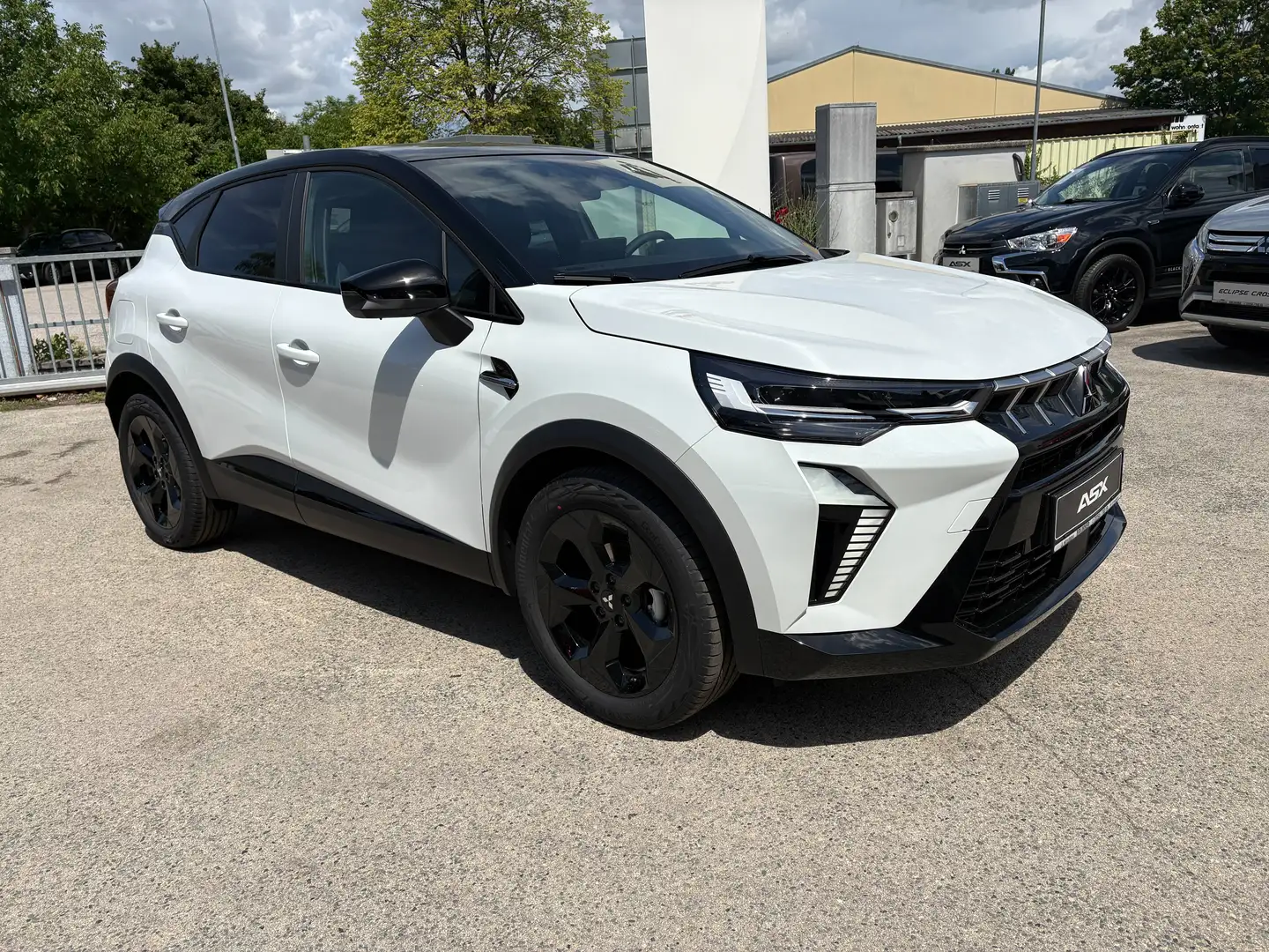 Mitsubishi ASX 1,2 DI-T BlackEdition/incl. Winterräder Weiß - 1