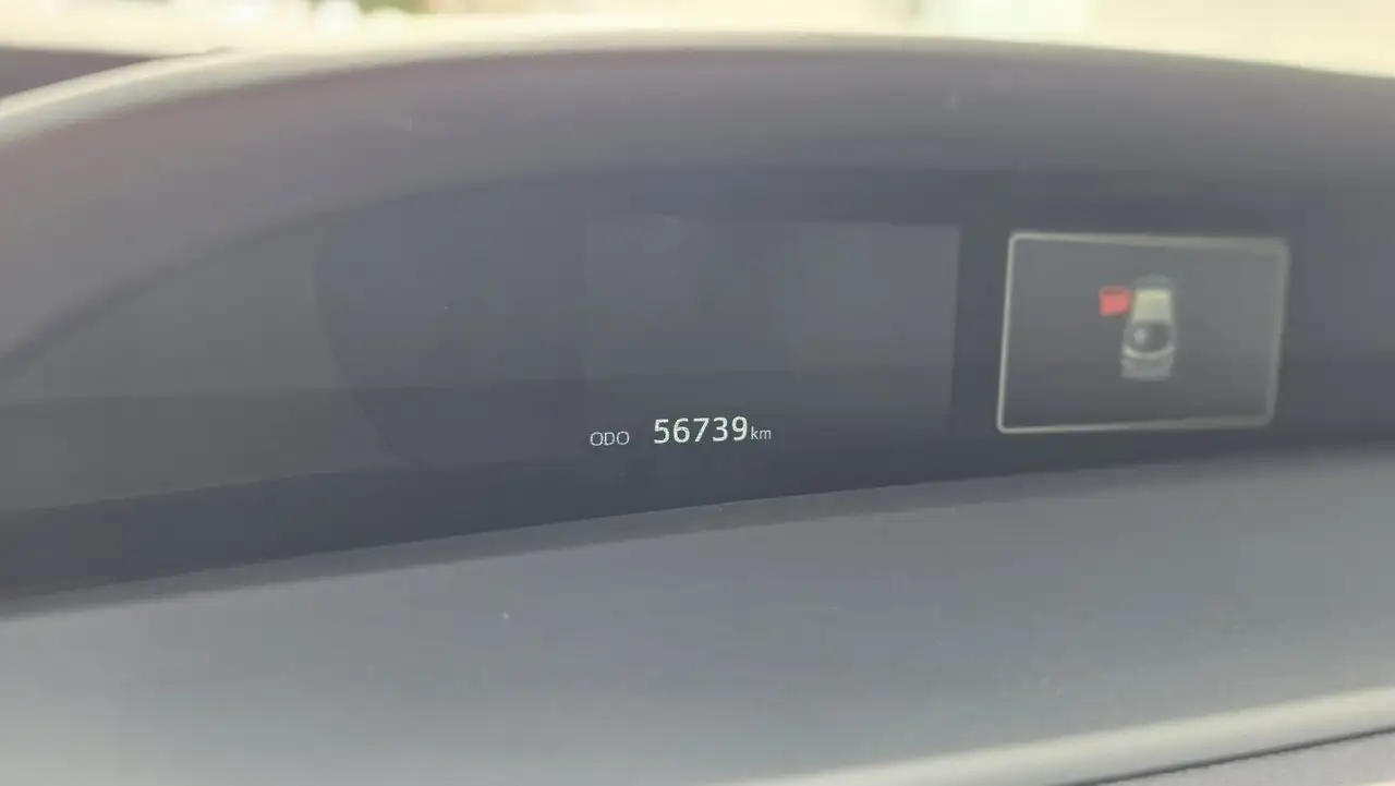 Toyota Prius Prime снимка Toyota Prius Prime