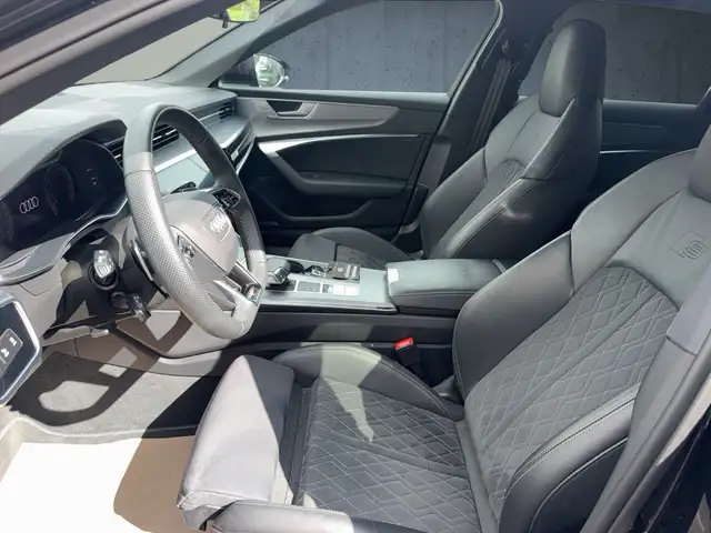 Audi S6 view 9