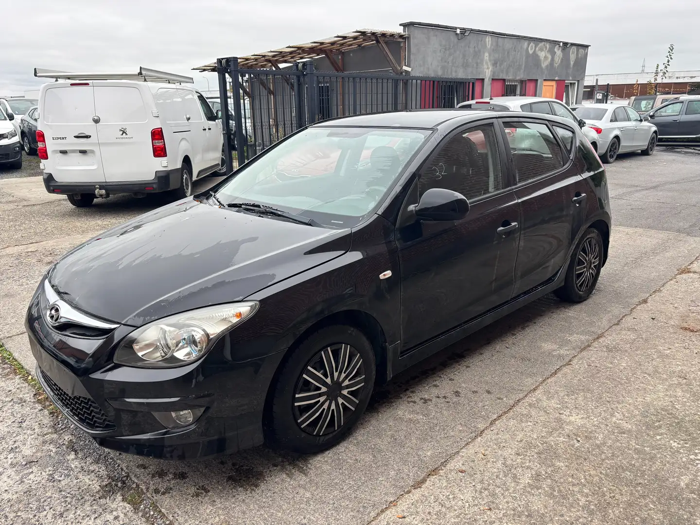 Hyundai i30 i30 1.4i marchand export !! Zwart - 2