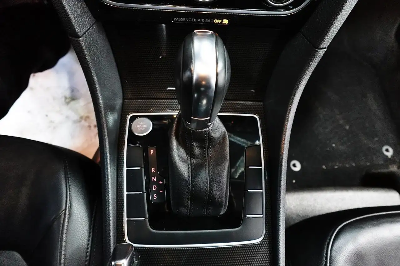 Volkswagen Passat снимка Volkswagen Passat