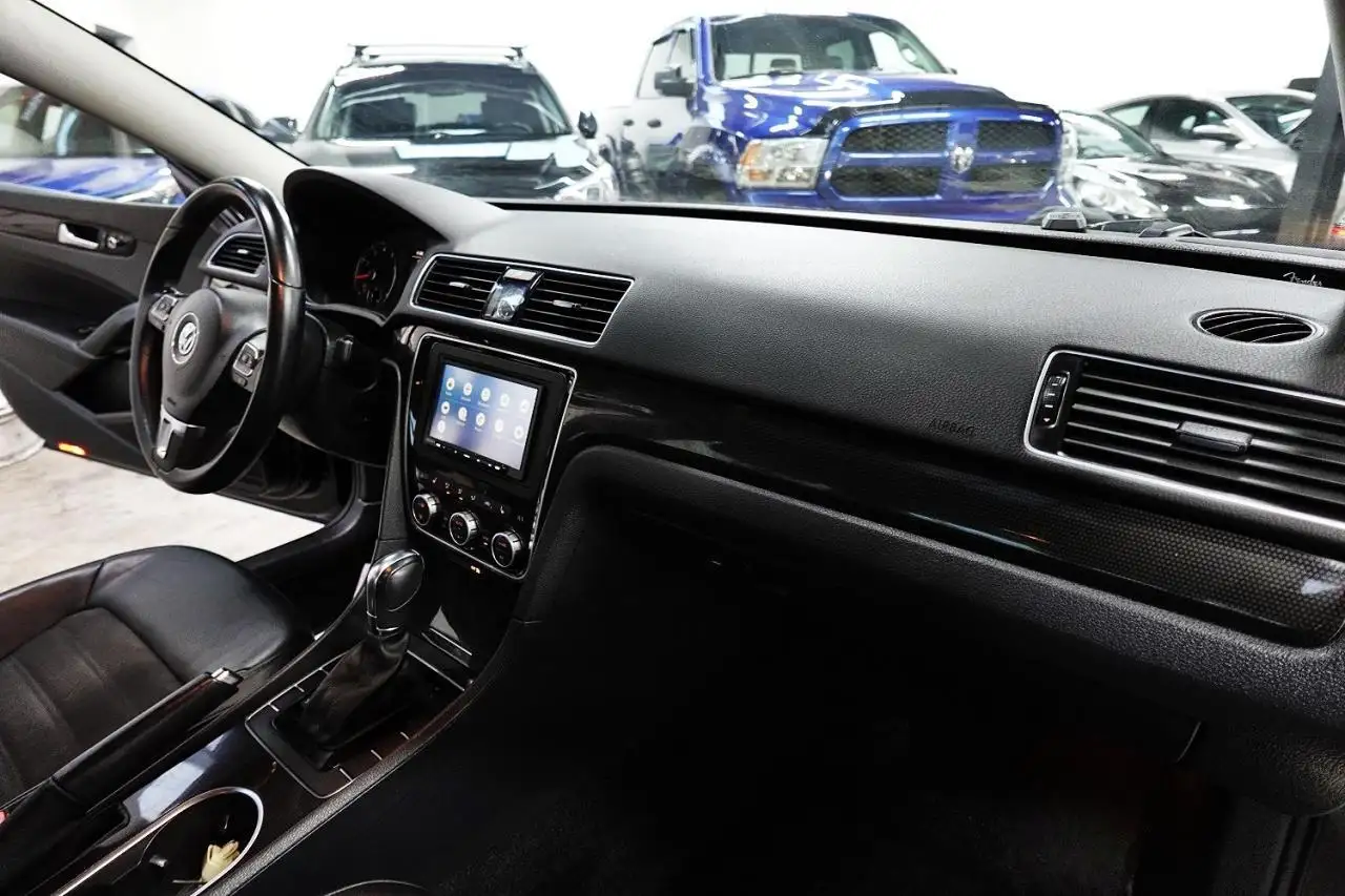 Volkswagen Passat снимка Volkswagen Passat