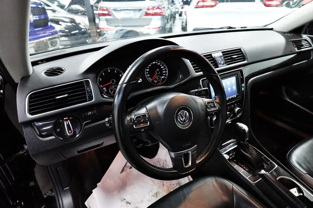 Volkswagen Passat снимка Volkswagen Passat