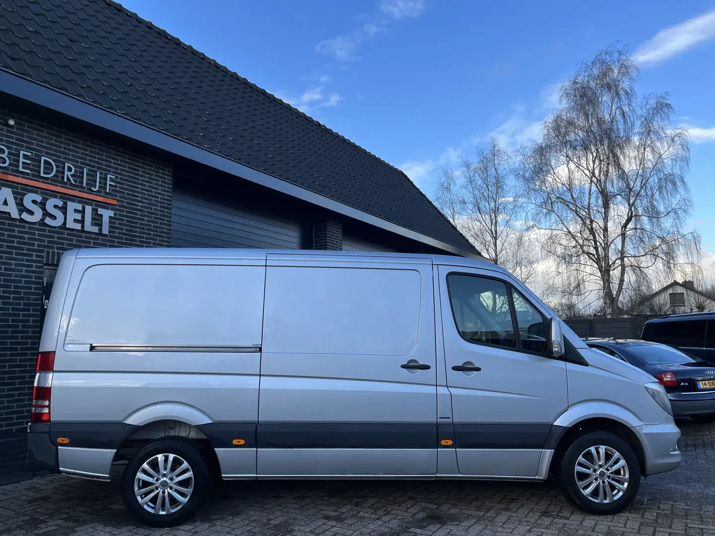 Mercedes-Benz Sprinter 210 2.2 CDI L2H1 Aut. Navi , Cruise , Airco Argent - 2