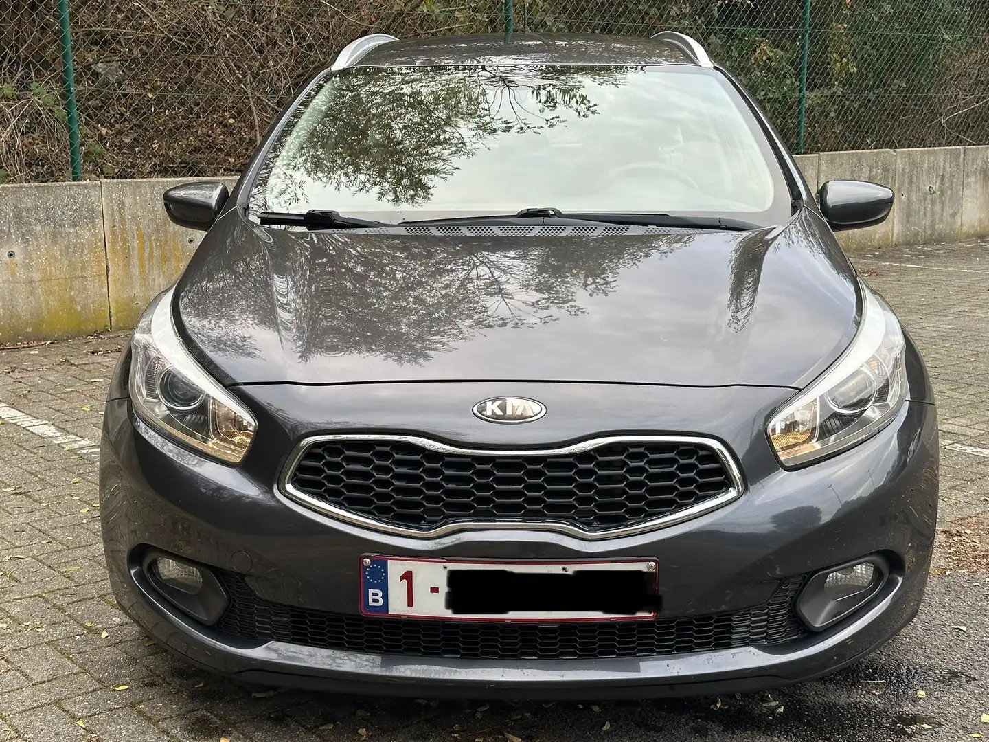 Kia Ceed / cee'd Cee'd 1.6 CRDi Fusion Gris - 1