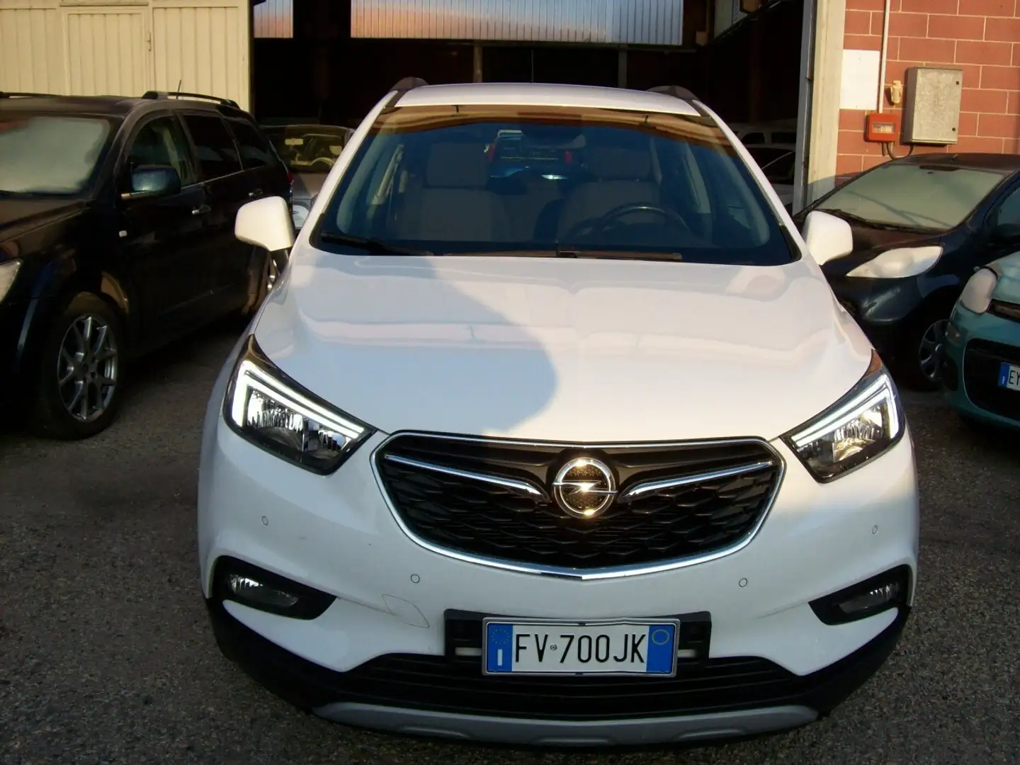 Opel Mokka X 1.6 CDTI Ecotec 4x2 Start&Stop Business Bílá - 1