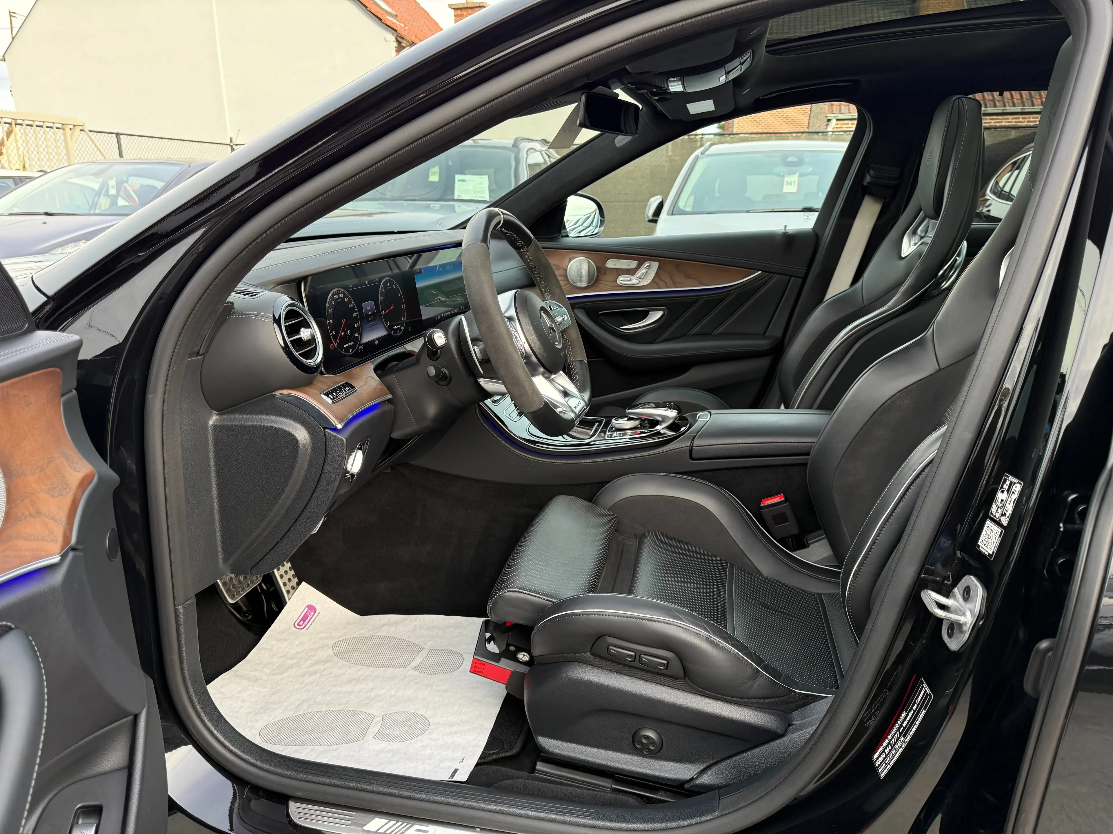 Mercedes-Benz E 63 AMG S 4MATIC PERFORMANCE SEATS 360 PANO DRIVERS PACK — photo 14