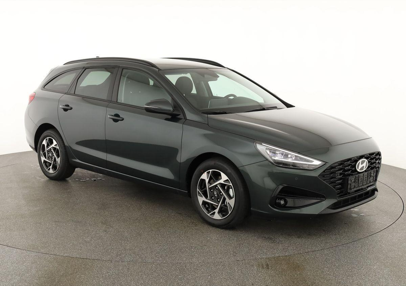 Hyundai i30 Kombi 1.6 T-GDI DCT, Navi, Kamera, Winter, 16-Z...