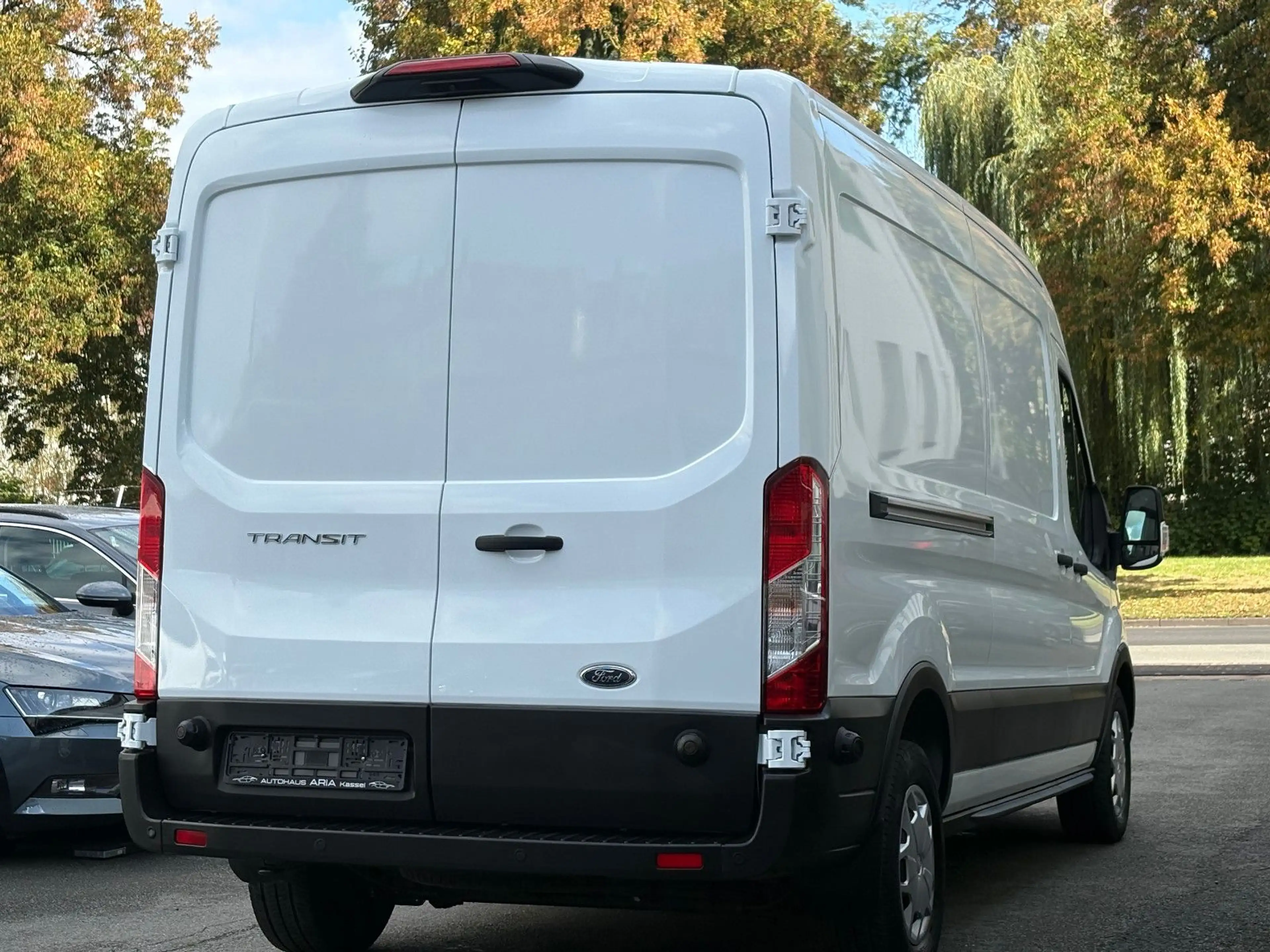 Ford Transit 350 L3H2 Kasten LKW KAMERA NAVI SCHRANK — photo 7
