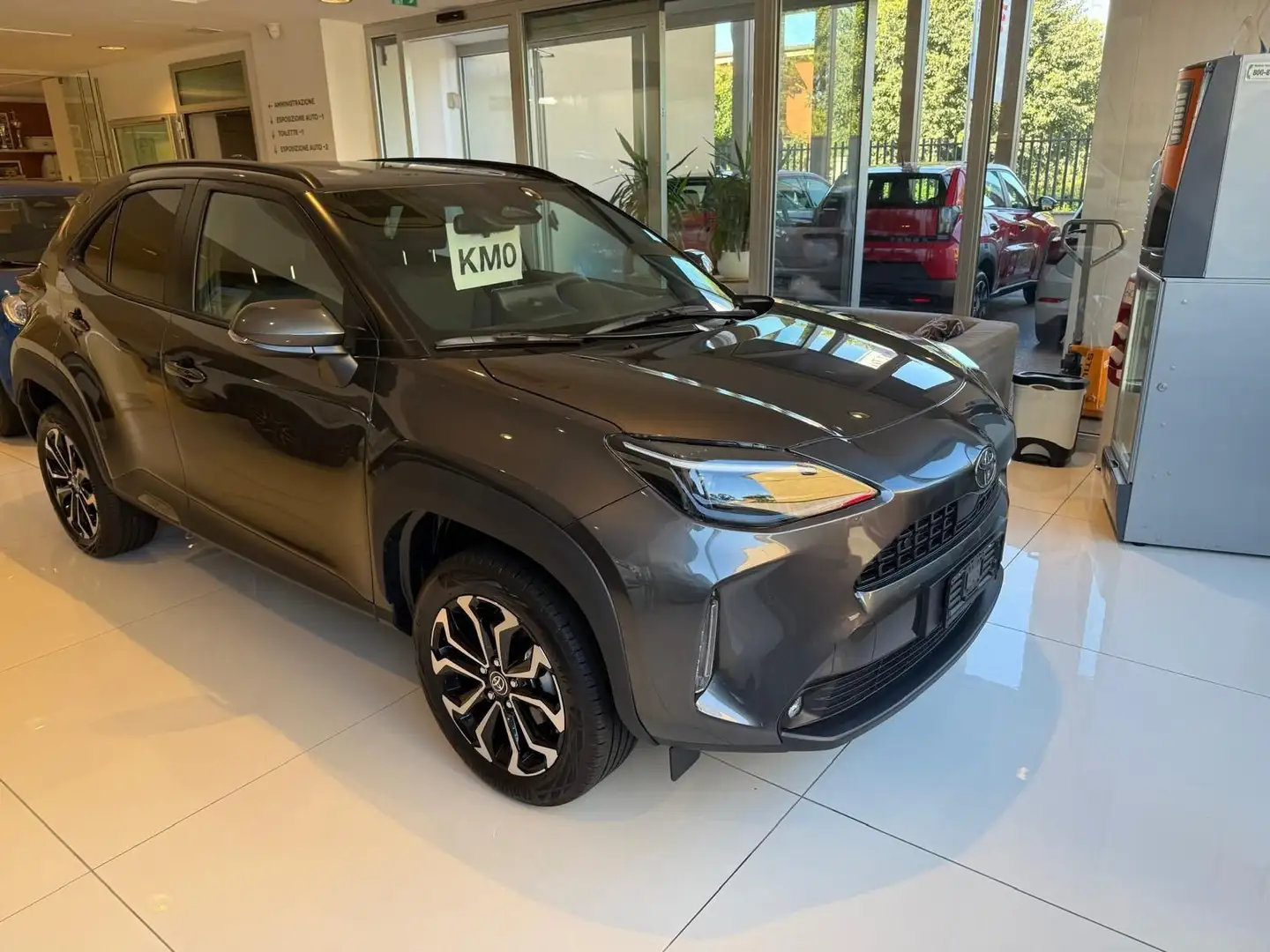 Toyota Yaris Cross Yaris Cross 1.5 Hybrid 130 CV 5p.E-CVT AWD-i Tren Schwarz - 1