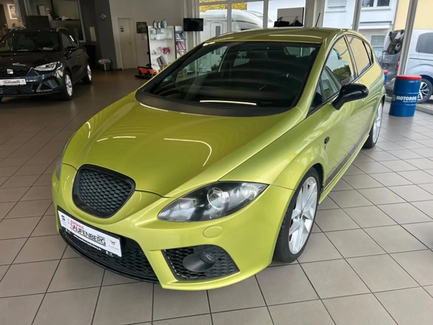 SEAT Leon Cupra - 1