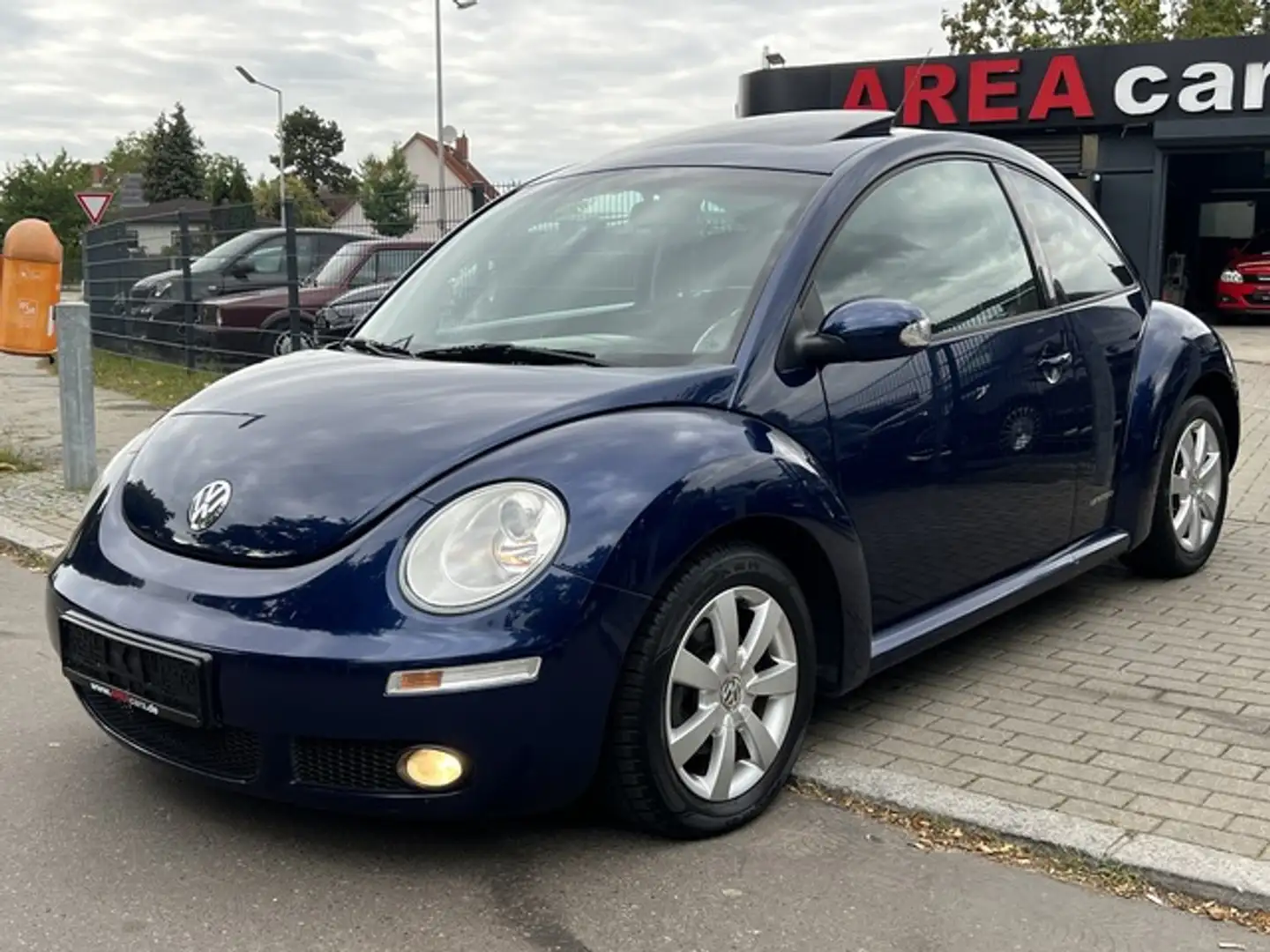 Volkswagen New Beetle 1.6 United*SHD*KLIMA*SITZHEIZUNG*16Z* Blau - 1