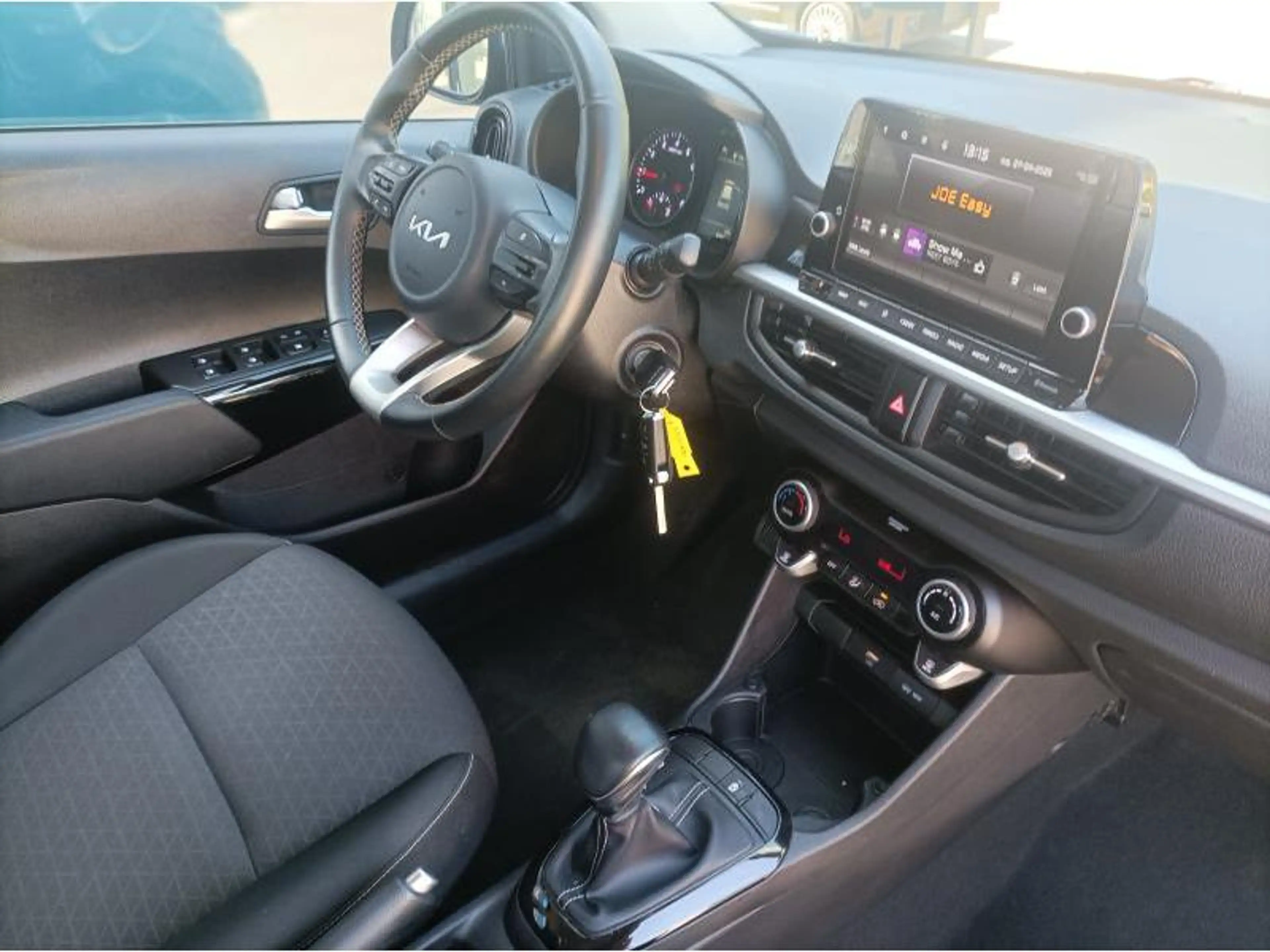 Kia Picanto — photo 12