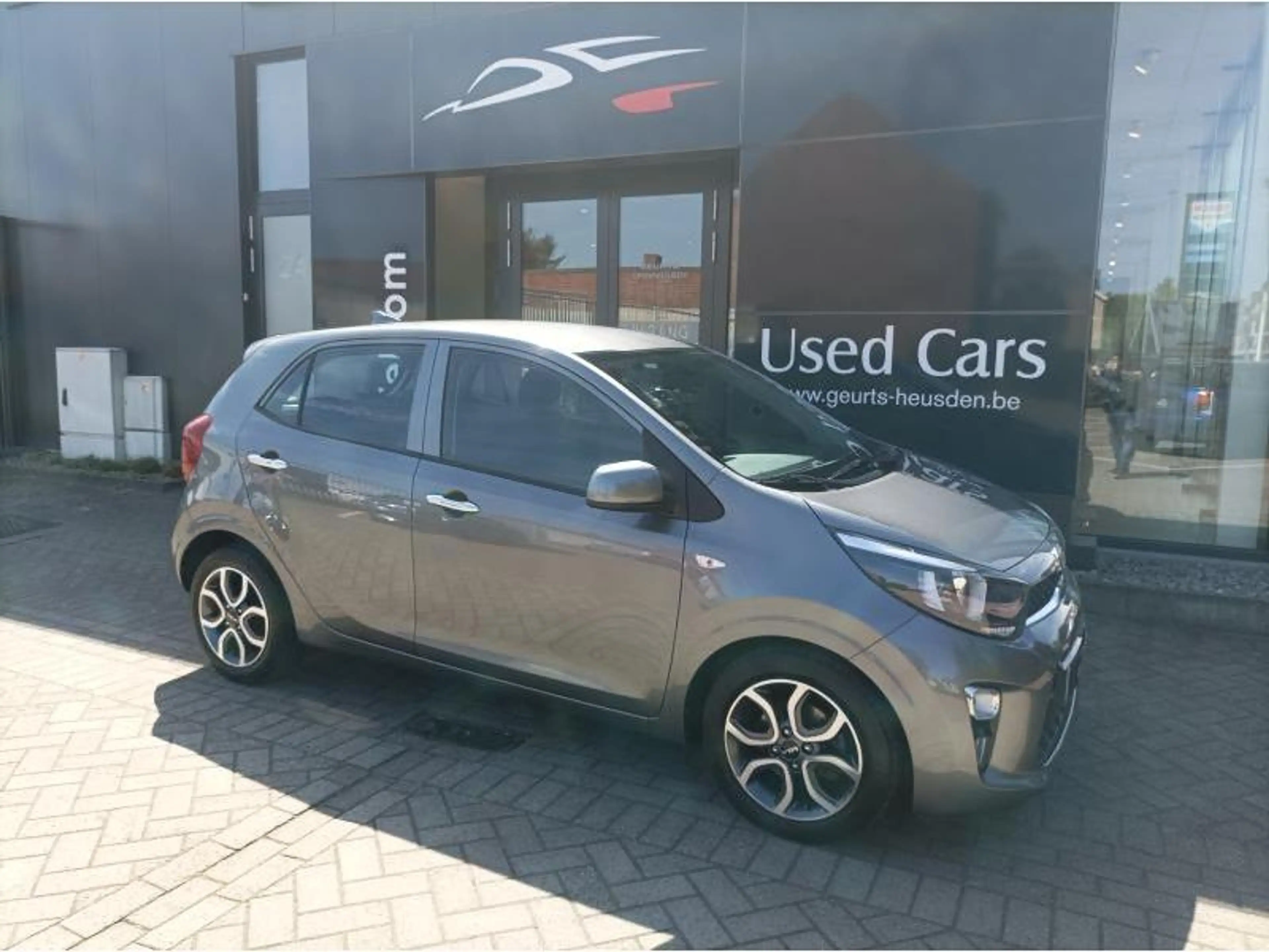 Kia Picanto — photo 2