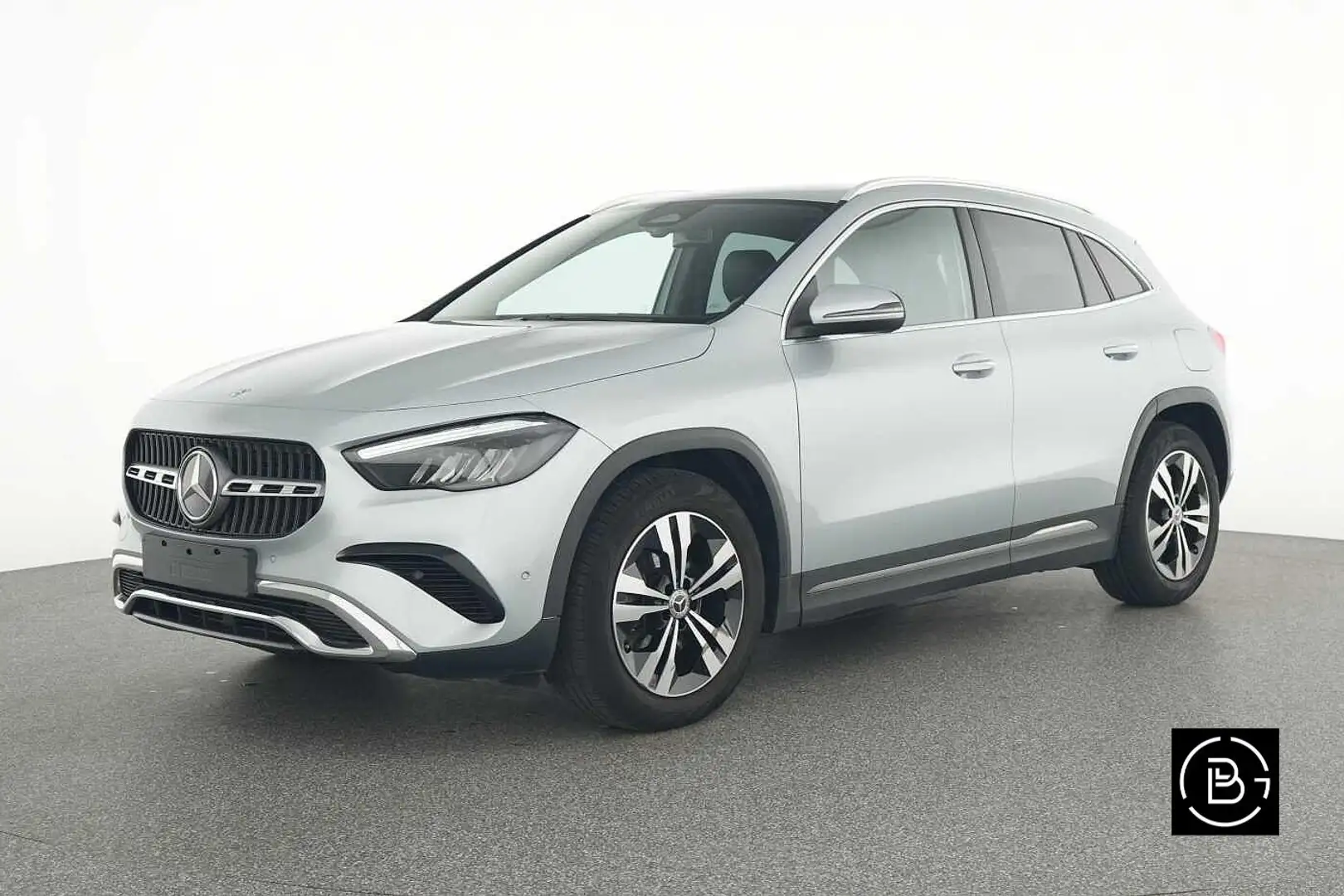 Mercedes-Benz GLA 180 d Luxury Line - 1